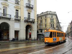 Torino tram in Piazza Castello