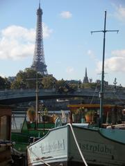 Astrolabe sculpture on Pont Alexandre III in Paris