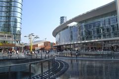 Piazza Gae Aulenti in Milan