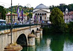 Victor Emanuel I Bridge, Turin