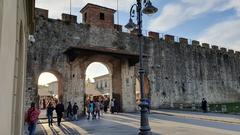 Porta Nuova Pisa historical gateway