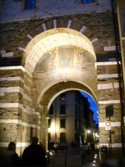 Porta San Gervasio in Lucca at night