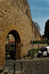 Firenze, Florence, Via di Belvedere, Porta San Miniato