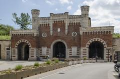 Porta Vescovo in Verona, city side view