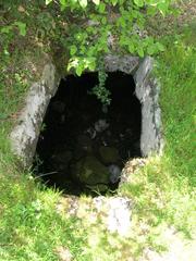 Rocca della Verruca subterranean chamber chimney