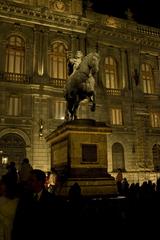 El Caballito statue in Plaza Tolsa