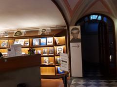 Museo Annigoni interior