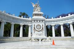 Hemiciclo a Benito Juarez monument in Mexico City