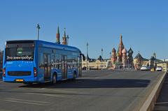 Moscow bus on Bolshoy Moskvoretsky Bridge