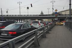 Cars on Maly Ustyinsky Bridge in Moscow, 2016