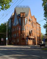 Pertsova House in Moscow from Soymonovsky Lane