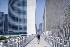 Guangzhou Liede Bridge pedestrian walkway