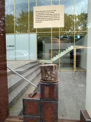 piece of wood from the 11th century found at Hopfenmarkt, Hamburg-Altstadt, displayed at St. Nikolai, Hamburg-Harvestehude