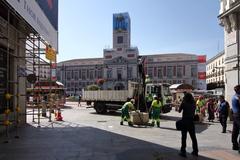 Placement of planters on Preciados Street to prevent attacks, August 18, 2018