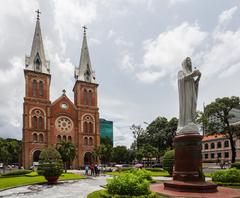 Photo of Kathedrale Notre Dame Von Saigon in Ho-Chi-Minh-Stadt, Vietnam