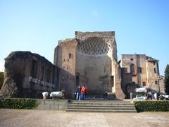 Roma, Tempio di Venere e Roma with view towards the Colosseum