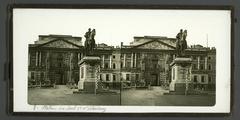 Equestrian statue of Peter the Great in front of Mikhailovsky Palace