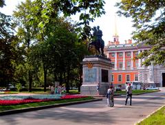 Monument to Peter I in St. Petersburg