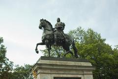 Monument to Emperor Peter I at Mikhailovsky Castle