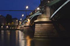 Die Alte Brücke in Frankfurt am Main from the north