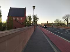 Frankfurt am Main Alte Brücke and Neuer Portikus