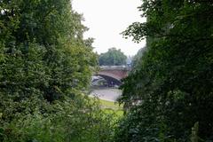 Kersten-Miles-Brücke in Alter Elbpark, Hamburg