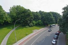 Alter Elbpark in Hamburg with a view of Helgoländer Allee