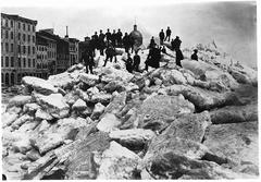 Ice shove on Commissioners Street in Montreal around 1884