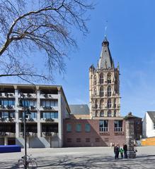 Alter Markt and Historisches Rathaus in Cologne with the new office and administration wings and the Town Hall Tower in the background