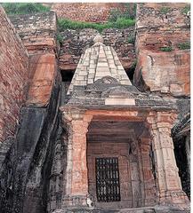 Chaturbhuj Mandir on East Elephant Door of Gwalior Fort