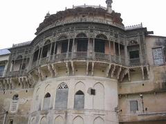 Ram Nagar Fort hanging balcony