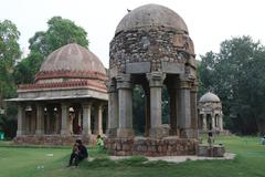 Garden's Tomb of Hauz Khas Fort