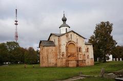 Yaroslav's Court, Church of Paraskeva Pyatnitsa