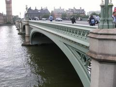 2011 London skyline with prominent landmarks