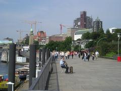 Port of Hamburg with tourists, Landungsbrücken and Hotel Hafen Hamburg