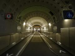 Alter Elbtunnel interior