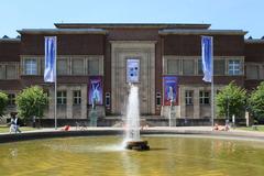 Ehrenhof with Museum Kunstpalast in Düsseldorf