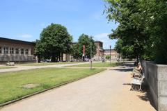 Ehrenhof with NRW-Forum and Museum Kunstpalast in Düsseldorf