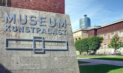 Museum Kunstpalast sign at the southern entrance