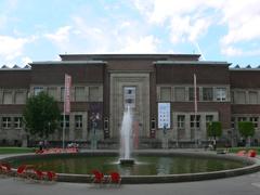 West wing of the Museum Kunstpalast