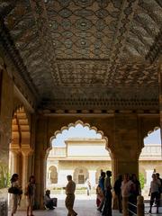 a panoramic view of Amber Fort in Jaipur with clear blue sky