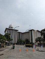 Masjid Istiqlal Jakarta exterior view