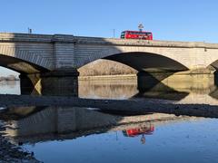 bus on Putney Bridge