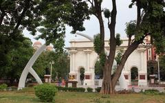 Entrance to Anna Samadhi Memorial on Marina Beach