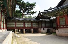 Changdeokgung Palace corner view with a well, South Korea