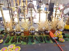 offering in front of Aranmula Parthasarathi temple