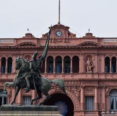 Monument in homage to General Belgrano located in Plaza de Mayo