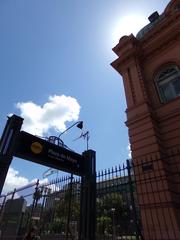 entrance to Plaza de Mayo and Casa Rosada