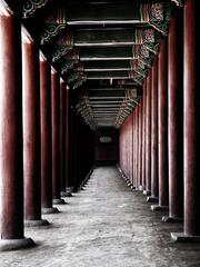 Gyeongbokgung Palace columns