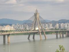 Olympic Bridge with fire-shaped sculpture in Seoul